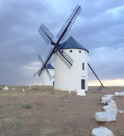 Windmühle in dem Anbaugebiet La Mancha