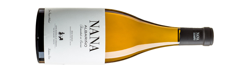 Attis Nana 2013 Weißwein Rias Baixas liegende Flasche